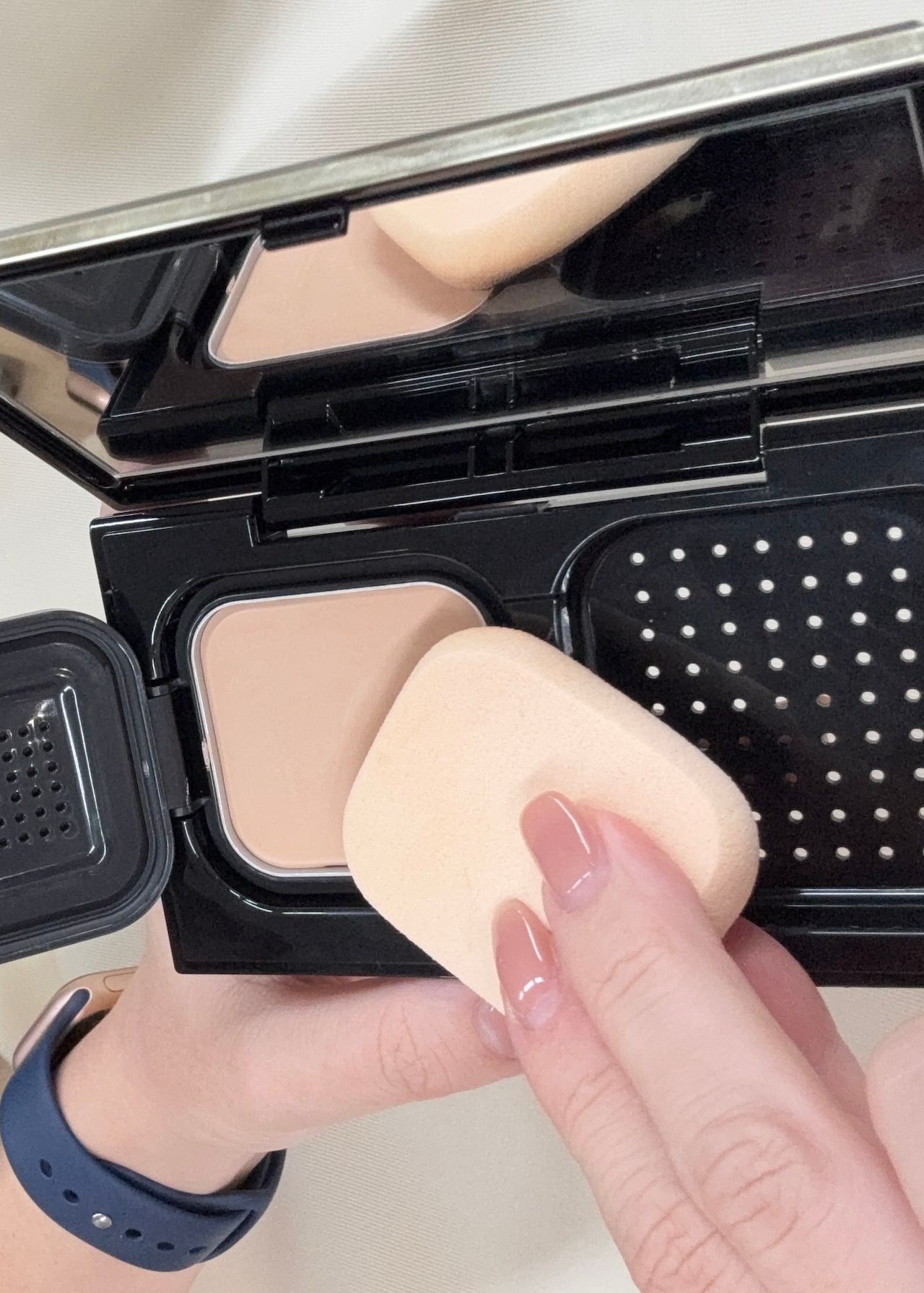 新作3Dファンデ「エクシア アンテリサンス リフトエマルジョン」を