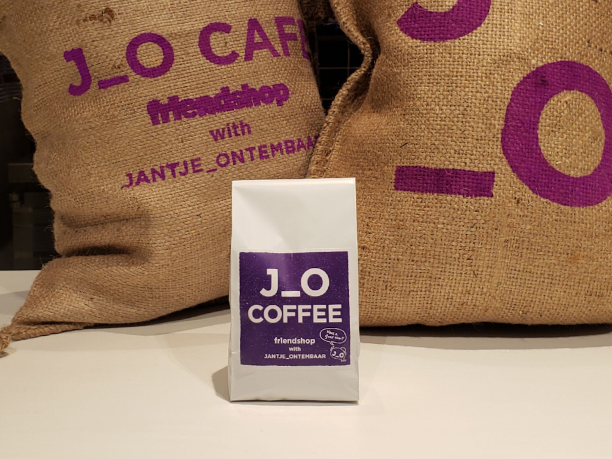 稲垣吾郎がディレクションする「J_O CAFÉ」がオンラインショップを