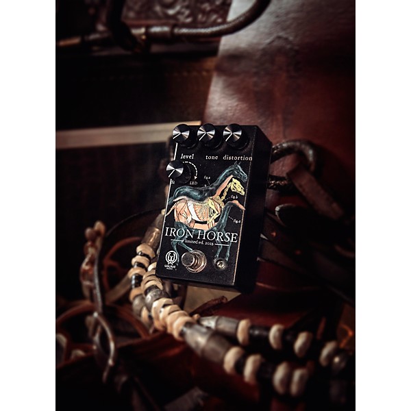 Walrus Audio Iron Horse LM308 Distortion Effects Pedal Black