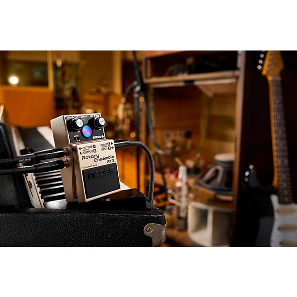 BOSS RT-2 Rotary Ensemble Effects Pedal White