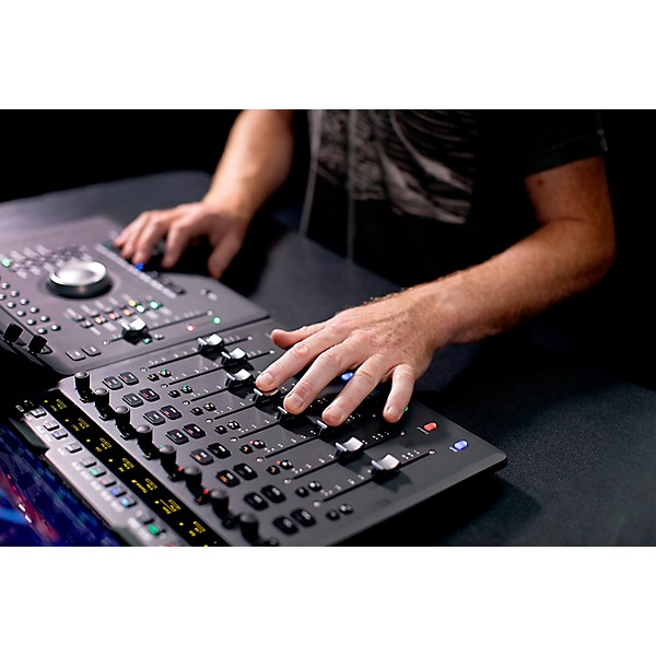 Avid S1 8-Fader Control Surface | Guitar Center