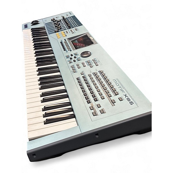 Used Yamaha Motif XS6 61 Key Keyboard Workstation | Guitar Center