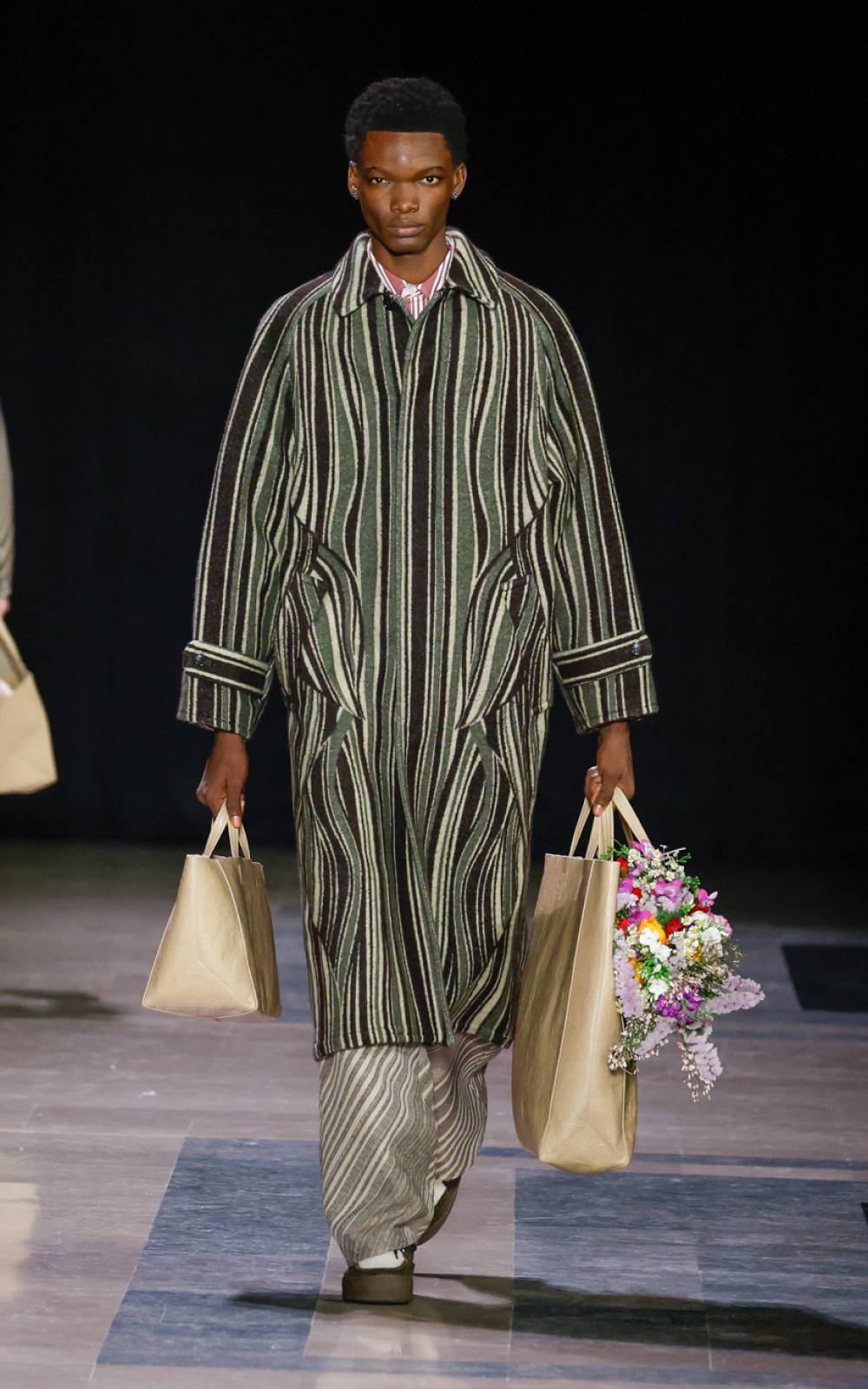 2025年秋冬コレクション | ファッション ショーをご覧ください | KENZO