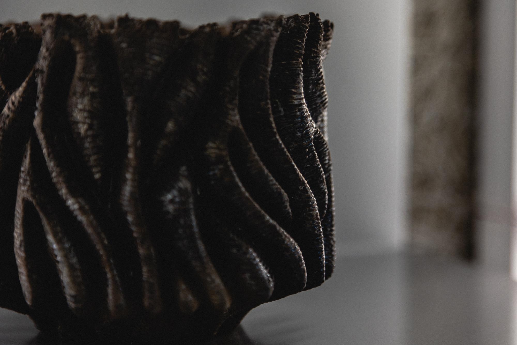 決して“格下の器”ではない植木鉢。価値観を刷新する｢RAW LIFE FACTORY