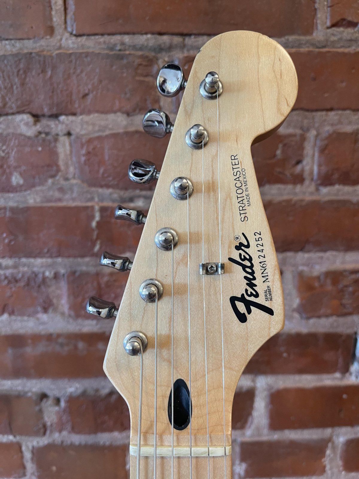 Fender '90s MIM Stratocaster with Gig Bag