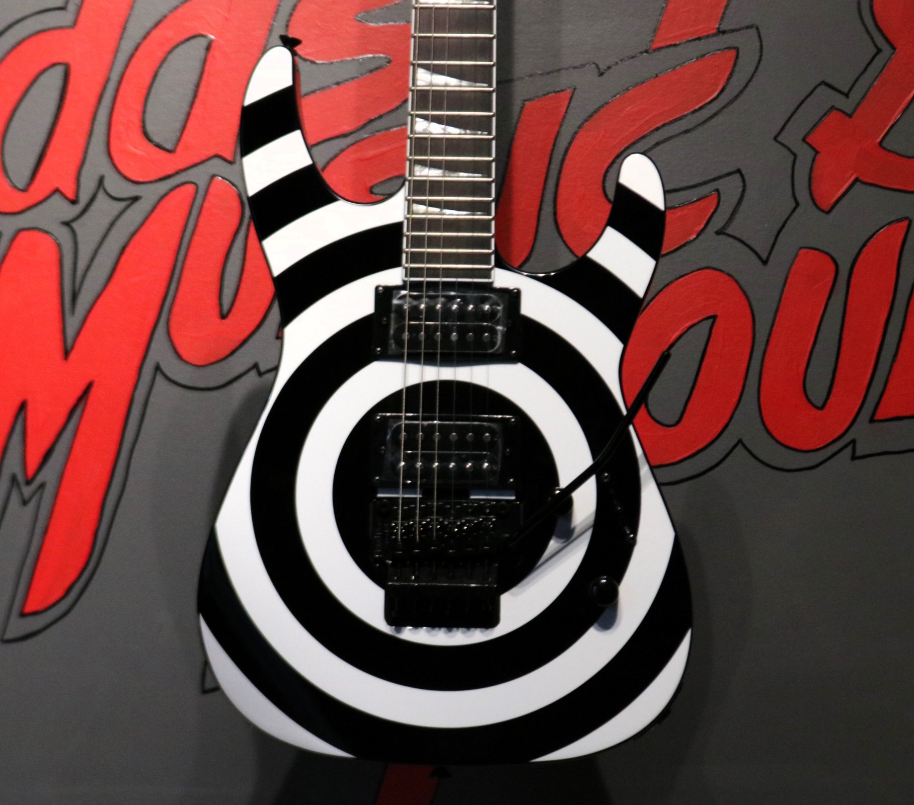 Jackson X Series Soloist™ SLX DX Graphic SRS - Bullseye - 885978523283