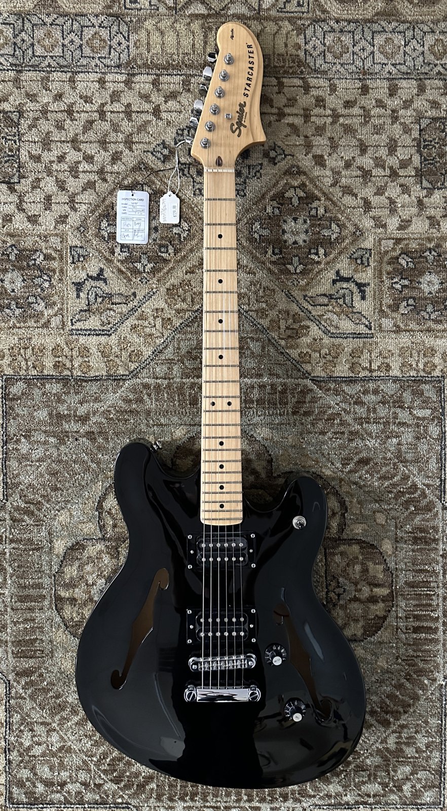 Squier Starcaster ブラック セミアコ Squier Starcaster ブラック