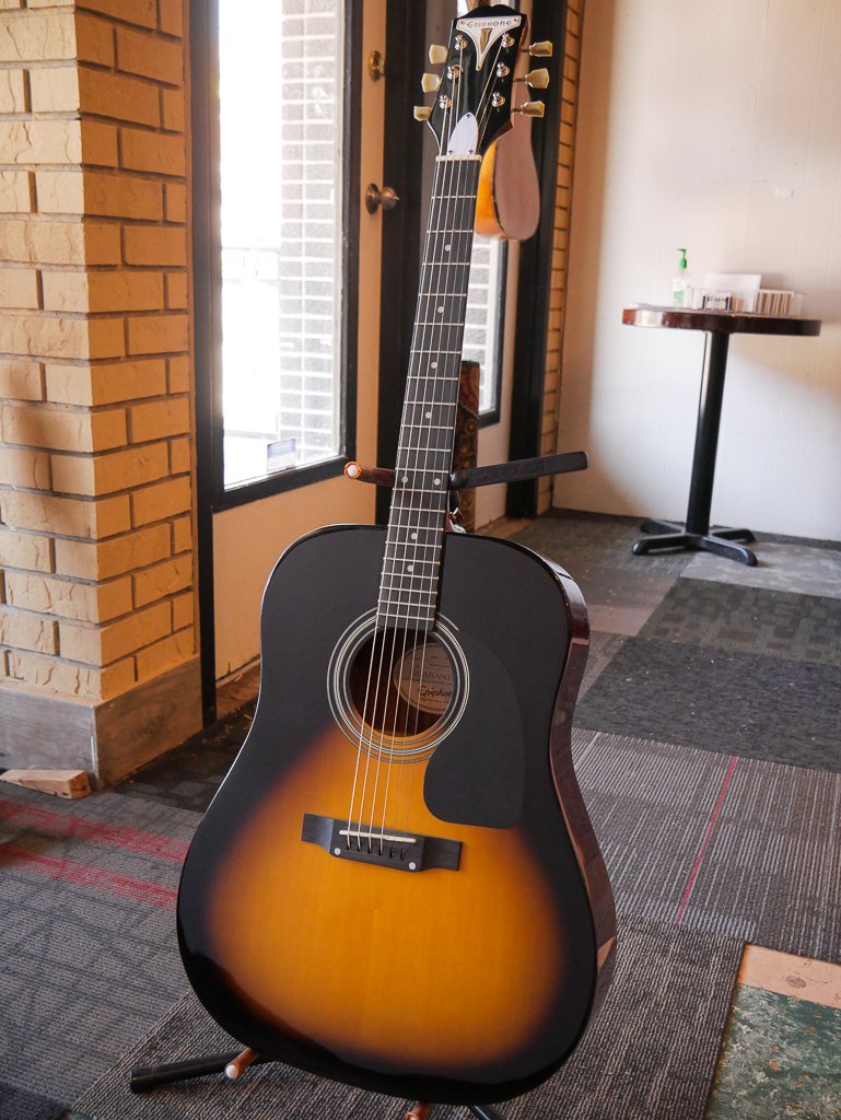 Epiphone PRO-1 VS acoustic guitar