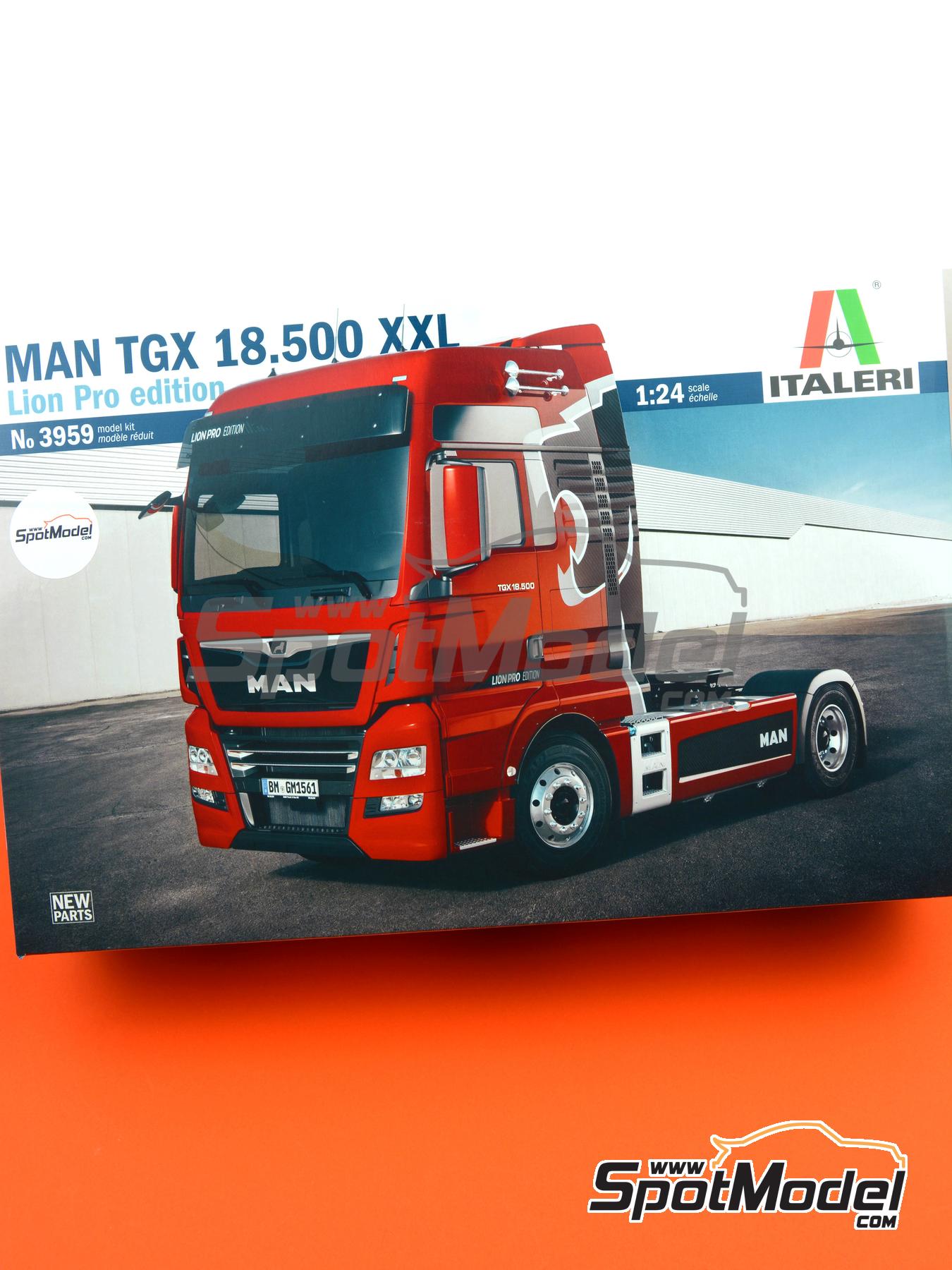 Italeri 3959: Tractor head scale model kit 1/24 scale - Man TGX