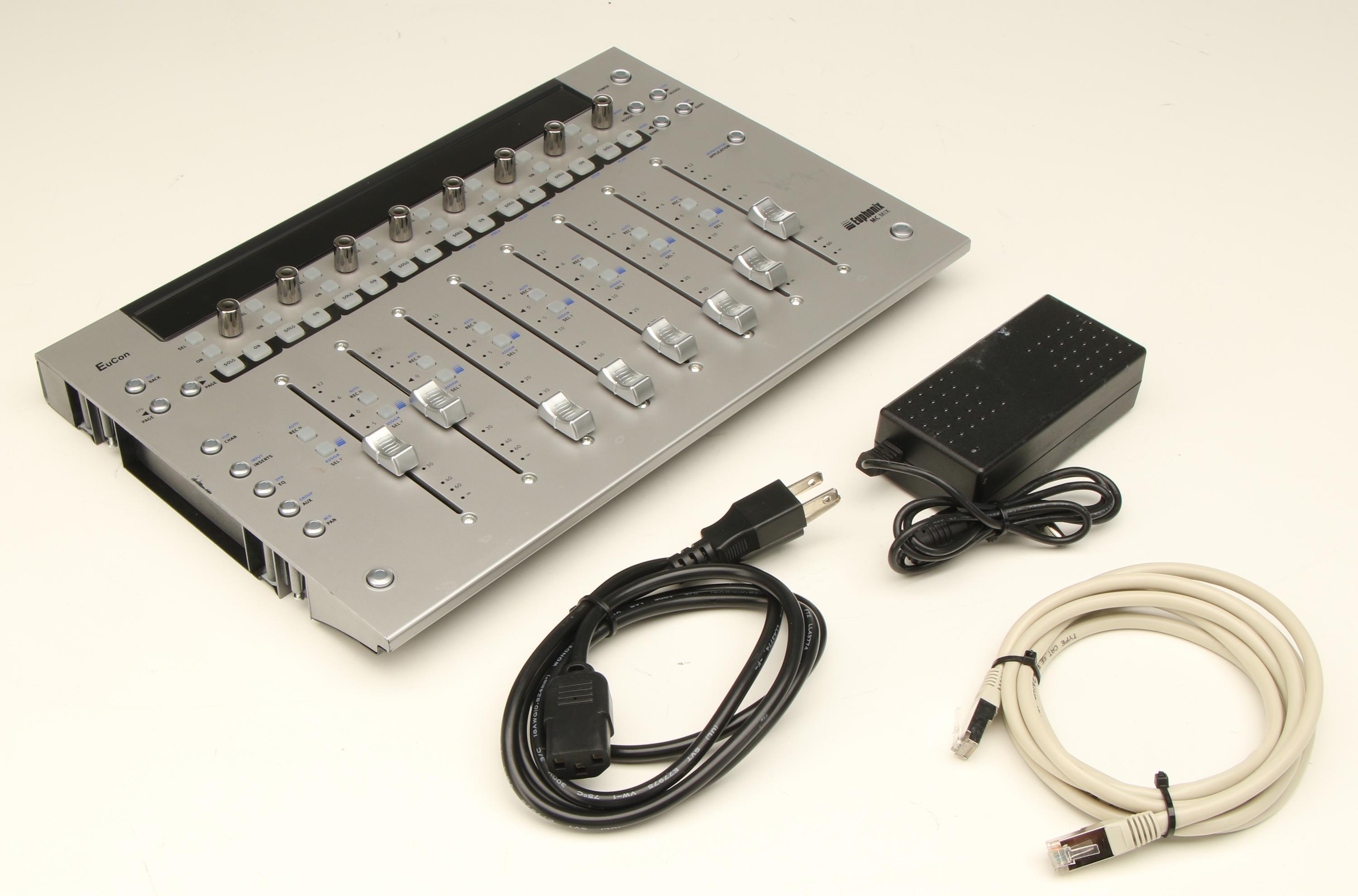 Avid Artist Mix | Sweetwater