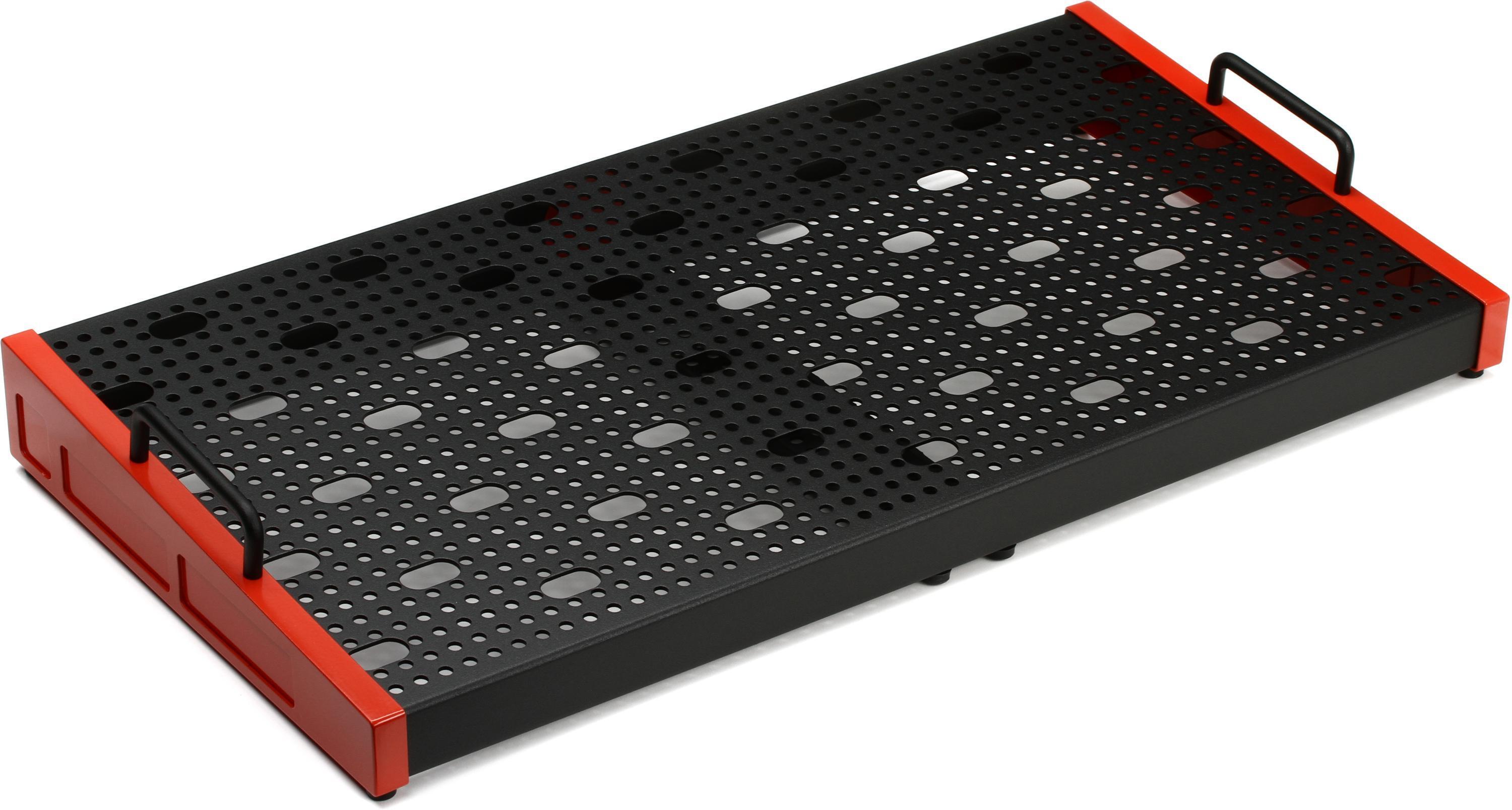 Temple Audio DUO 17 Templeboard - Temple Red | Sweetwater