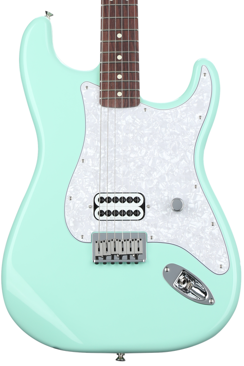 Fender Tom DeLonge Stratocaster Electric Guitar - Surf Green