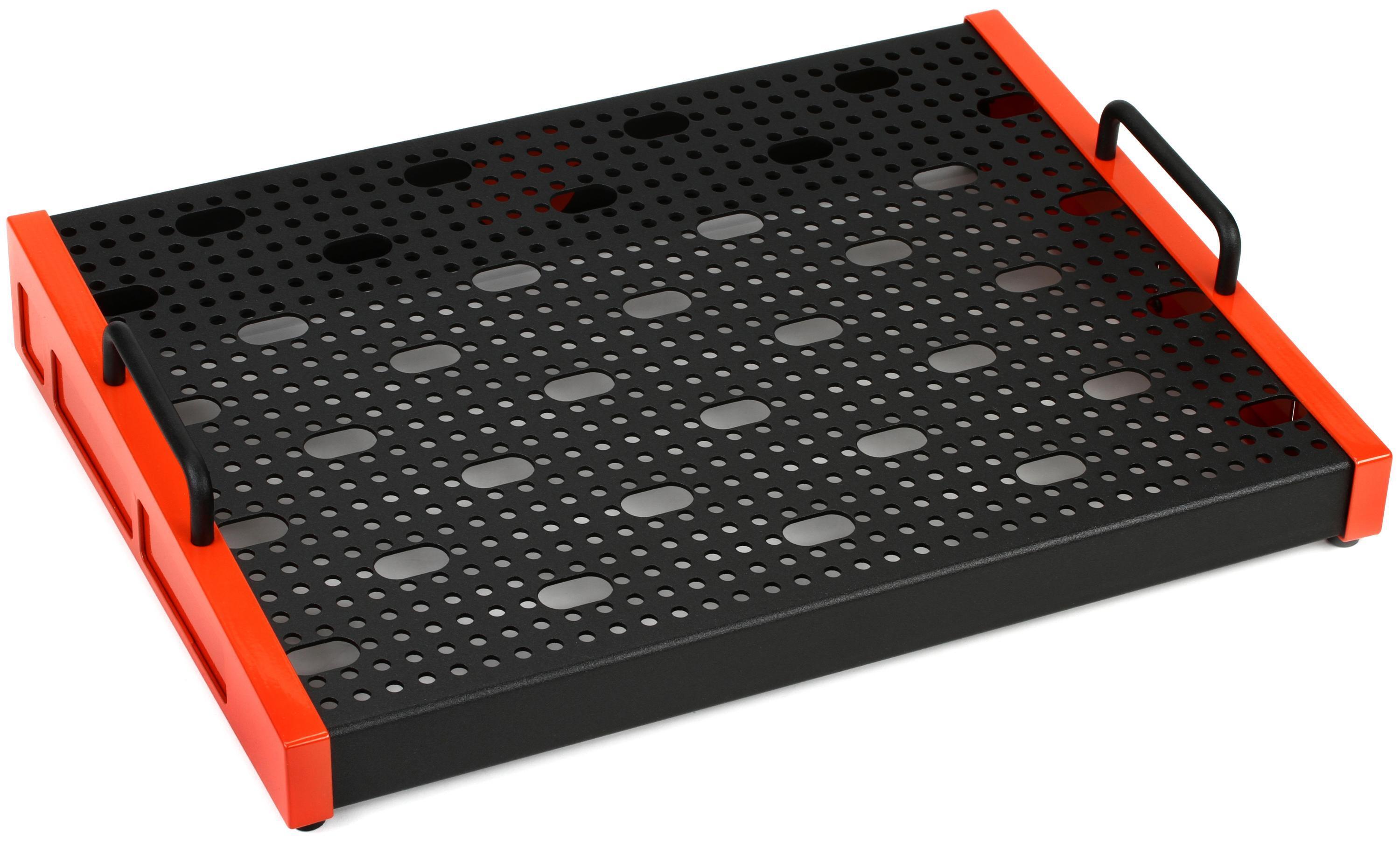 Temple Audio DUO 17 Templeboard - Temple Red | Sweetwater