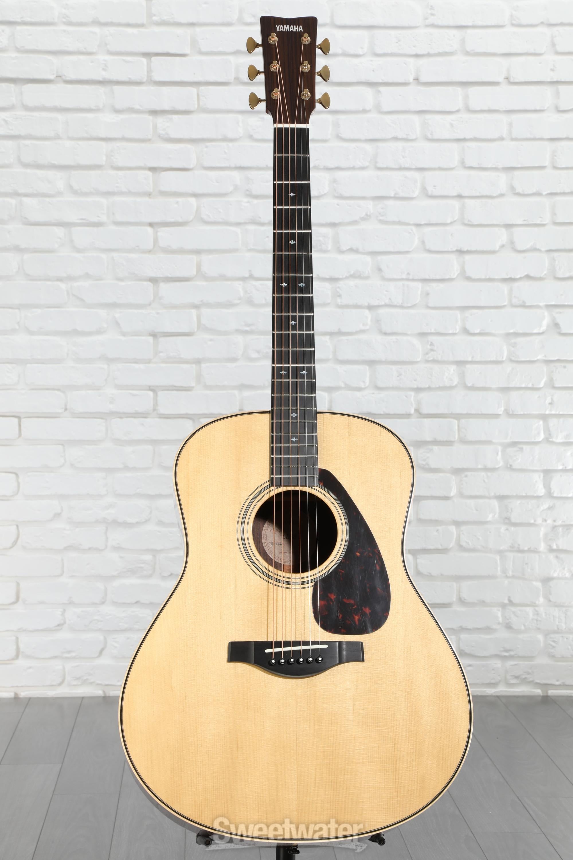 Yamaha LL26 ARE Original Jumbo - Natural | Sweetwater
