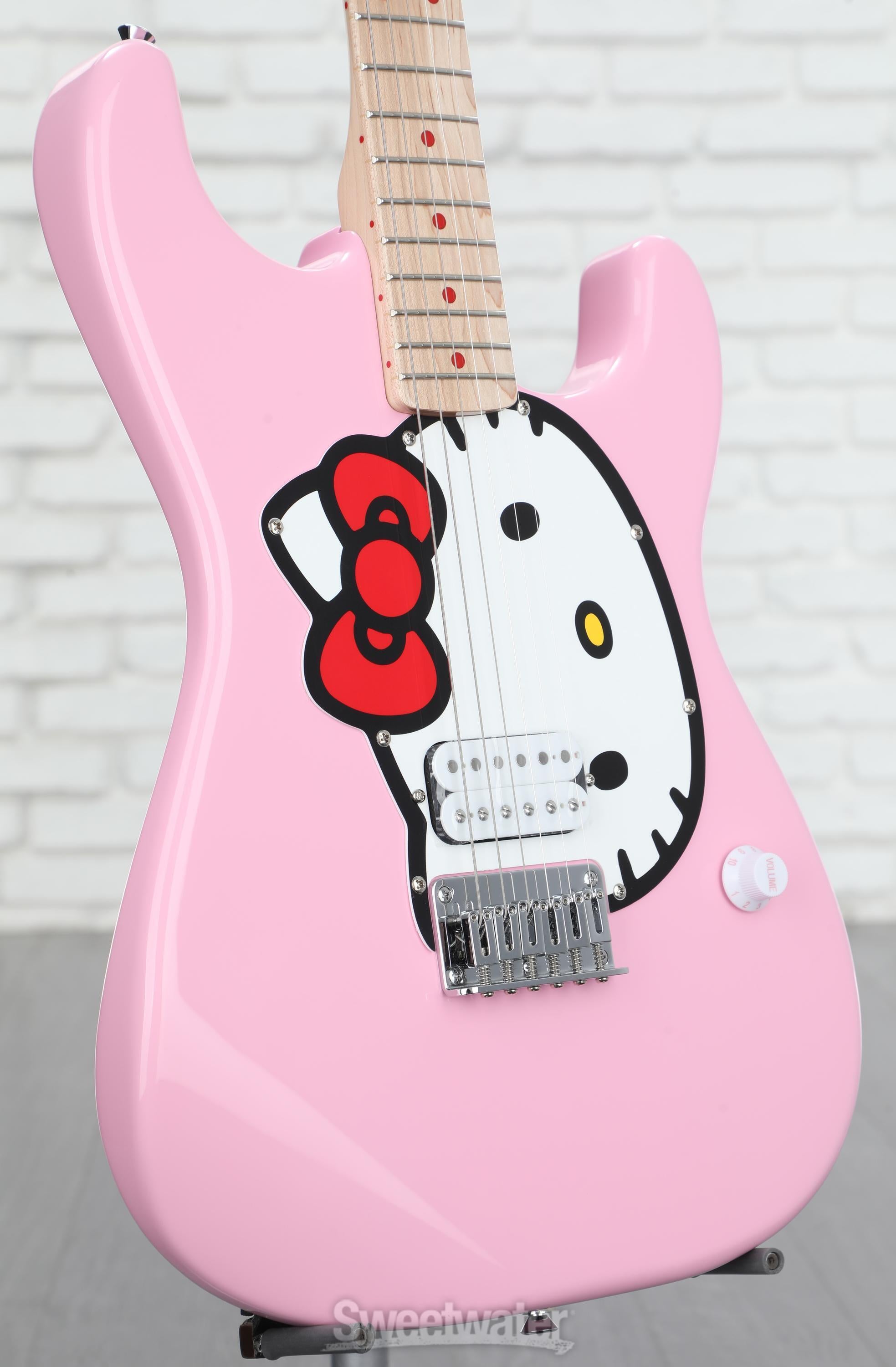Squier x Hello Kitty Stratocaster Electric Guitar - Pink with