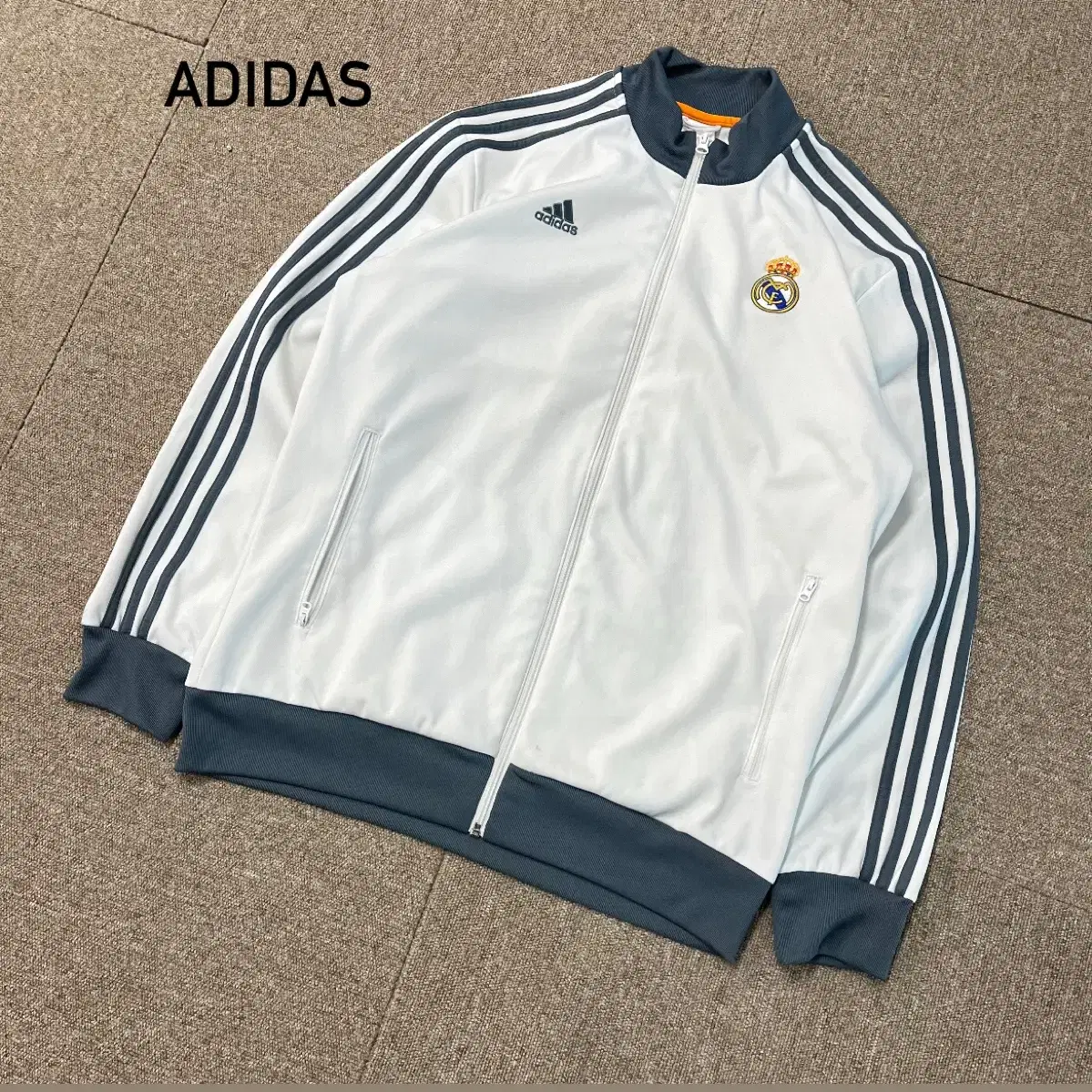 Le Sserafim Peaches Varsity Jacket L #르세라핌,#피치스,#바시티,#르