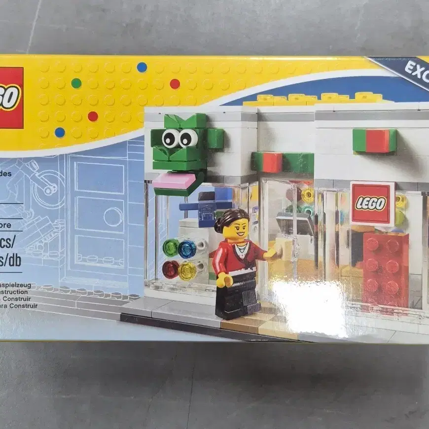 LEGO | 레고 Lego 40145 Lego Store New Product on Bunjang Global Site.