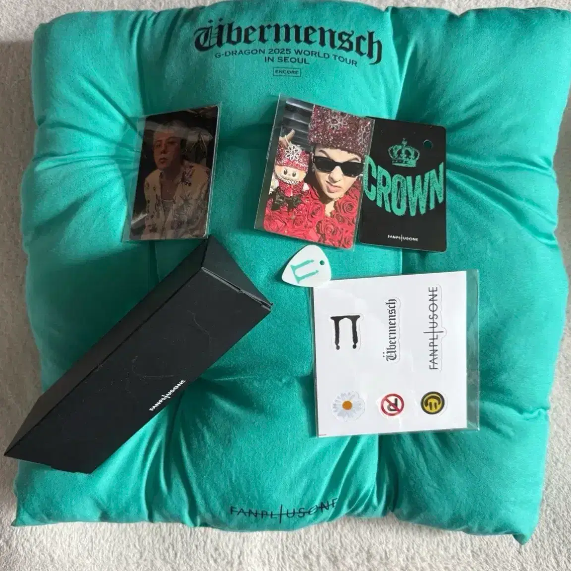 G-dragon GD Middle Concert Fam Zone Cushion Poca Peak Sticker Set