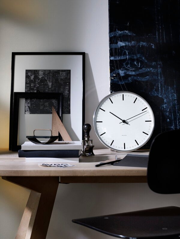 Arne Jacobsen AJ City Hall wall clock, 29 cm | Finnish Design Shop