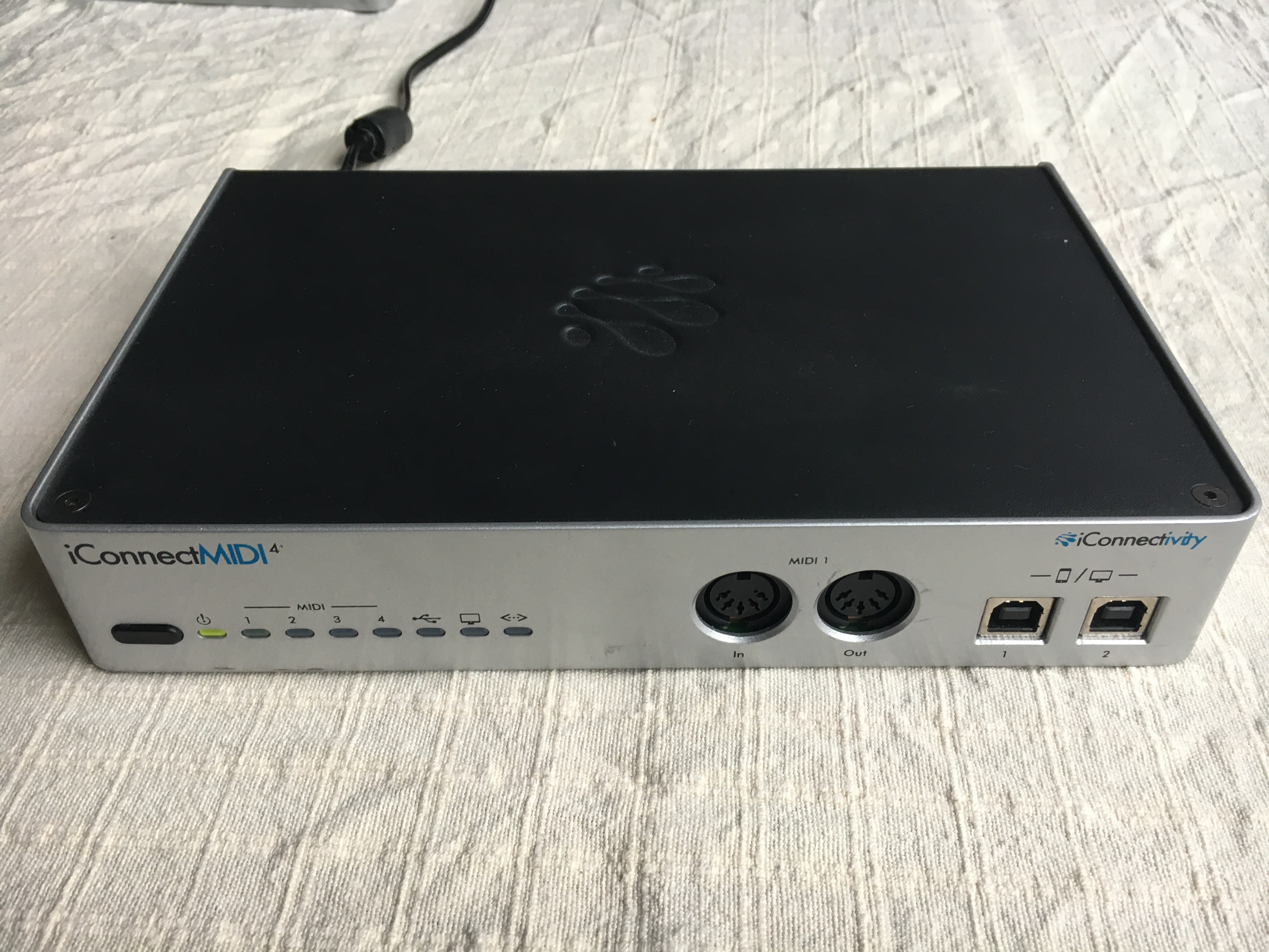 IconnectMIDI 4+ - iConnectivity IconnectMIDI 4+ - Audiofanzine
