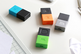 まとめてスッキリ MESH専用「充電クレードル」