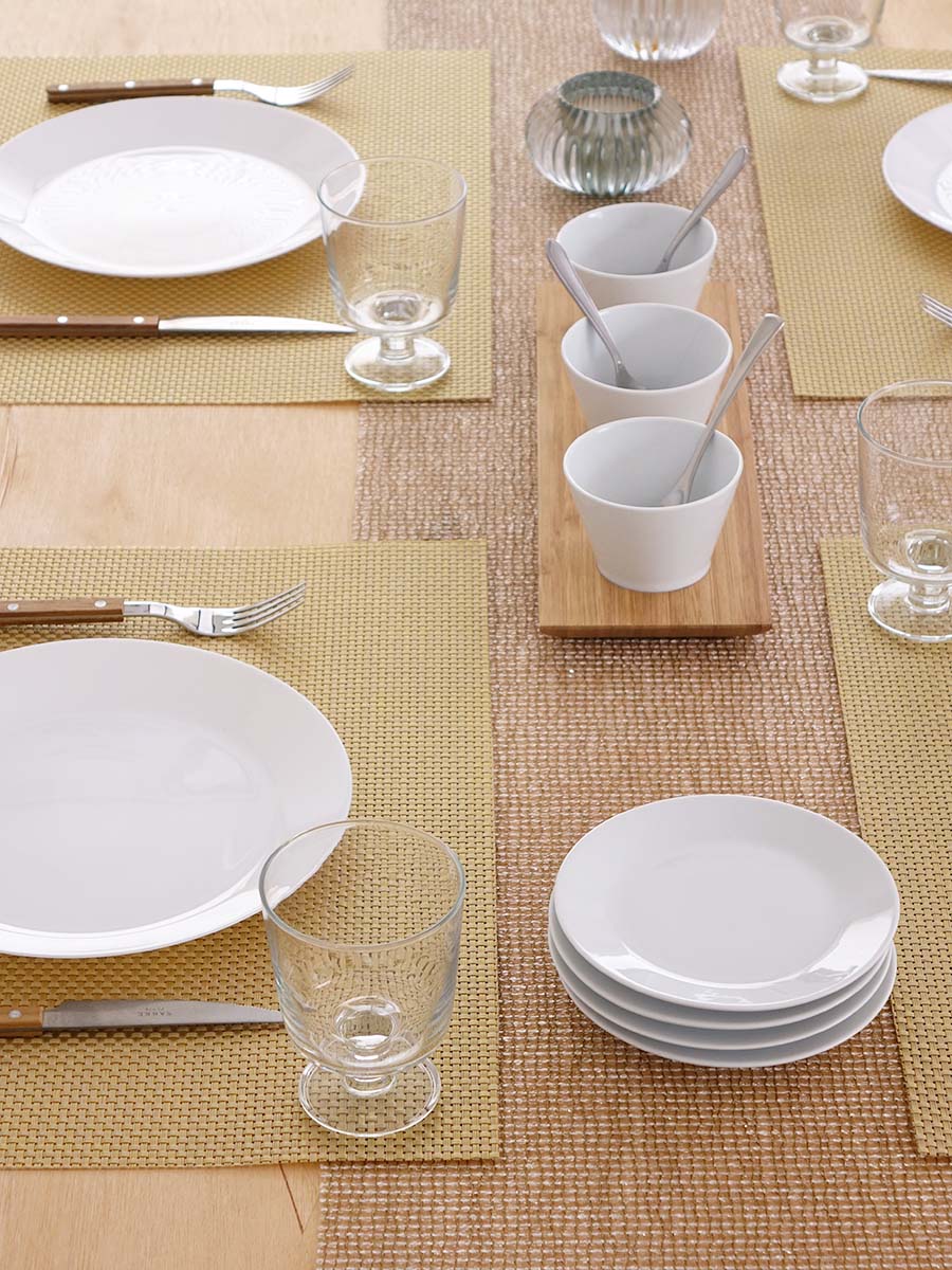 テーブルランナー・チルウィッチ日本総代理店・メタロイ商会