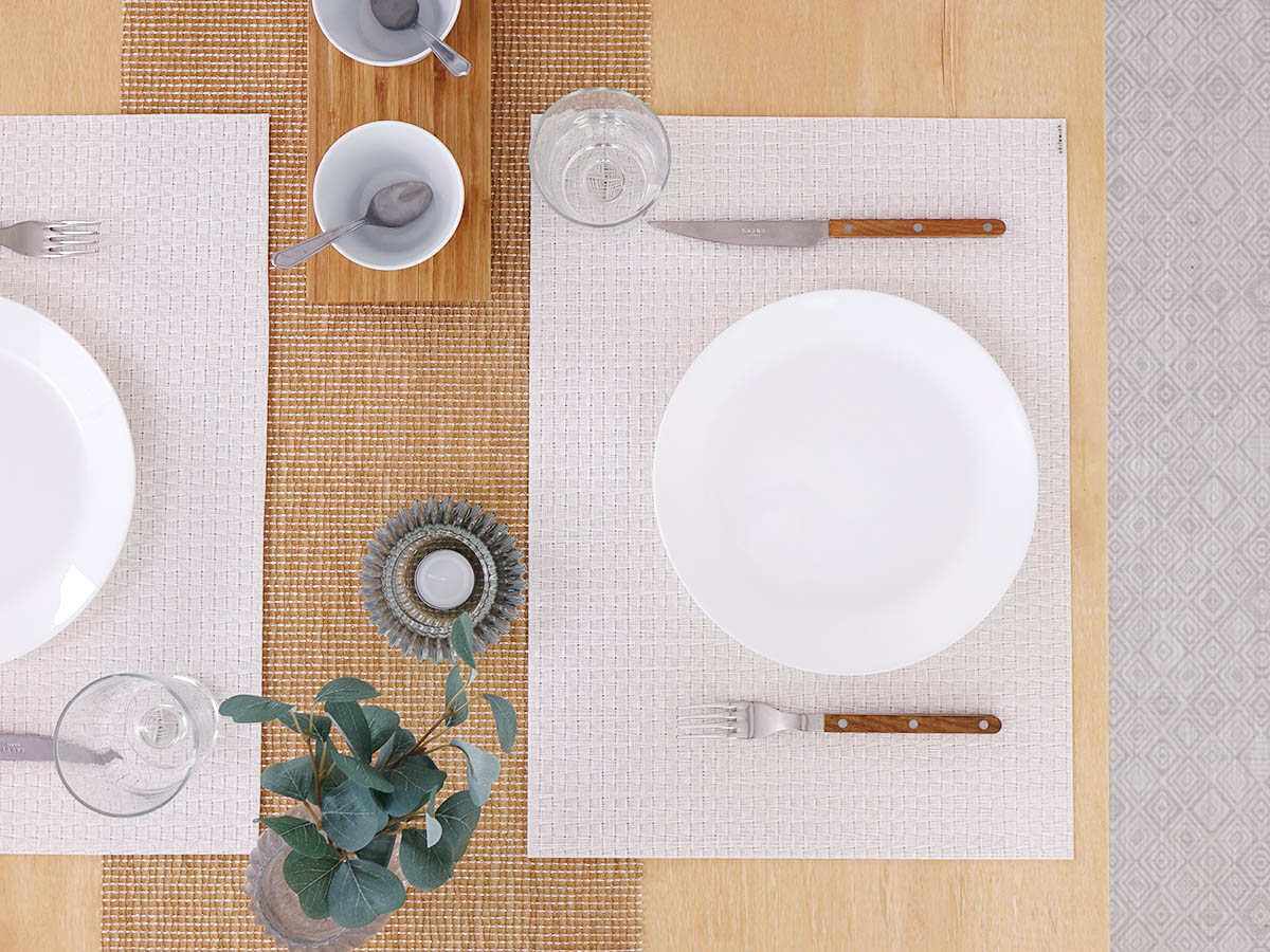 チルウィッチ 円形ランチョンマット・オリガミ｜パールホワイトの