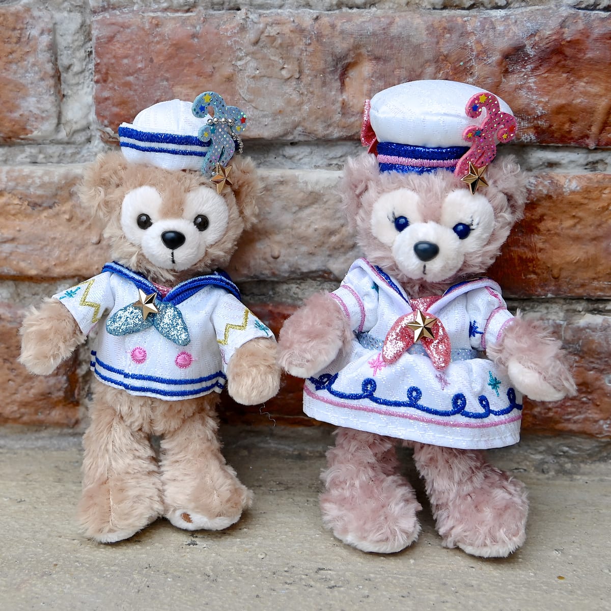 ダッフィー・シェリーメイのぬいぐるみバッジ！「東京ディズニーシー20