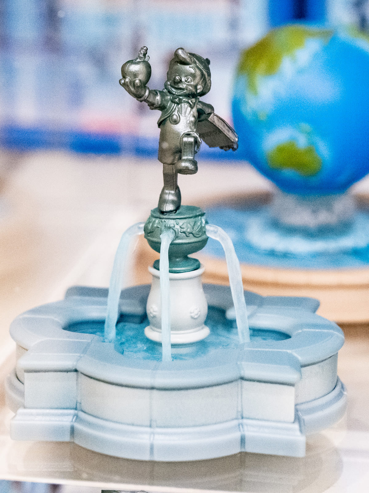 パークにある「噴水」を再現！東京ディズニーランドミニチュア