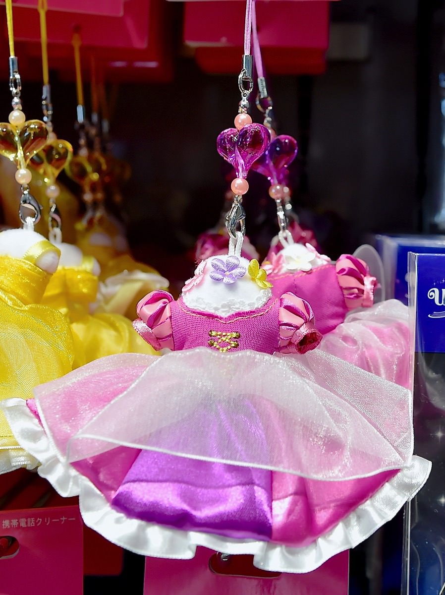 ガールズキャラも続々☆ディズニーランドのプリンセスドレスモチーフ