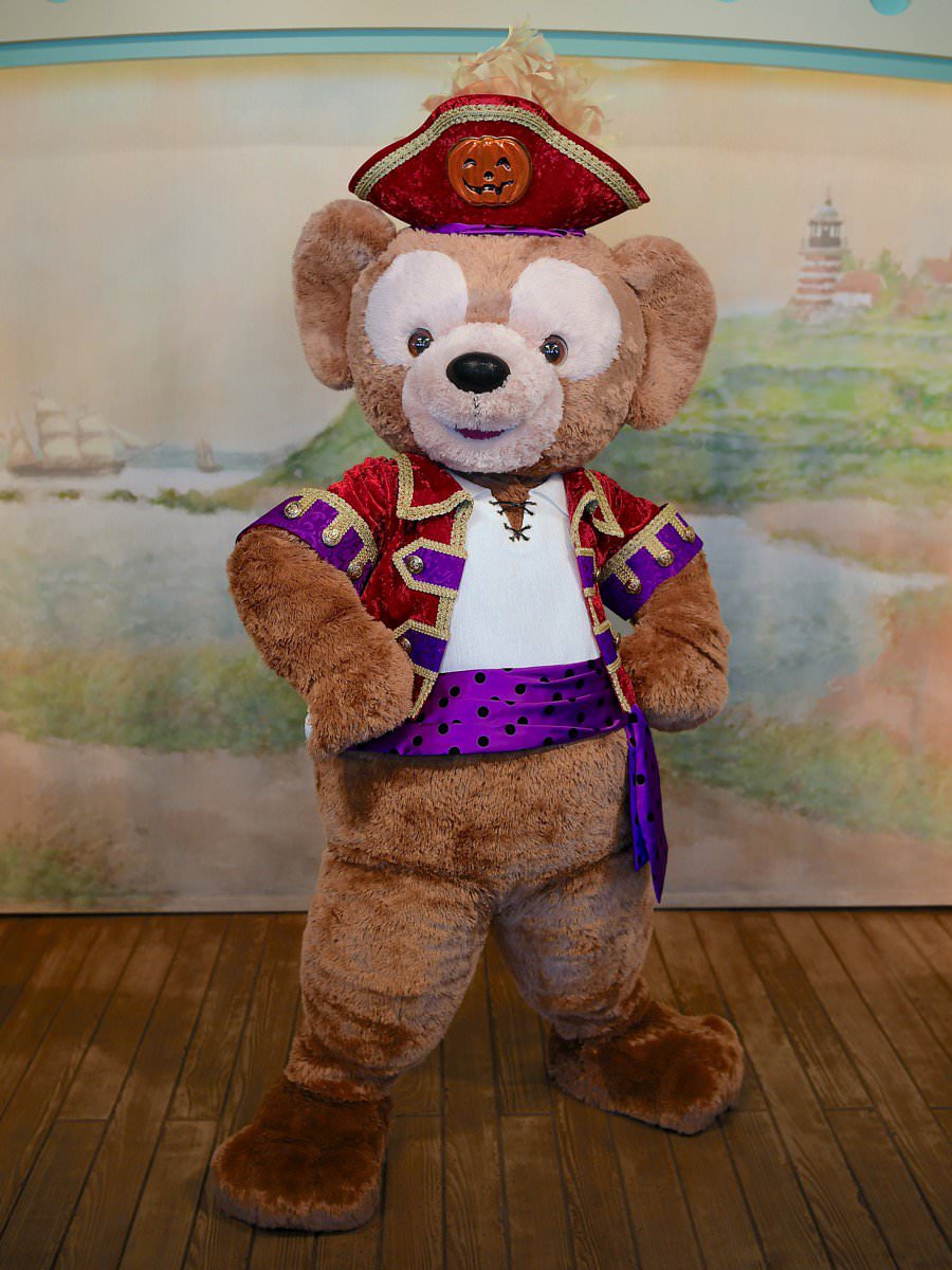 海賊&魔女に仮装☆ダッフィー・シェリーメイ”ディズニーハロウィーン