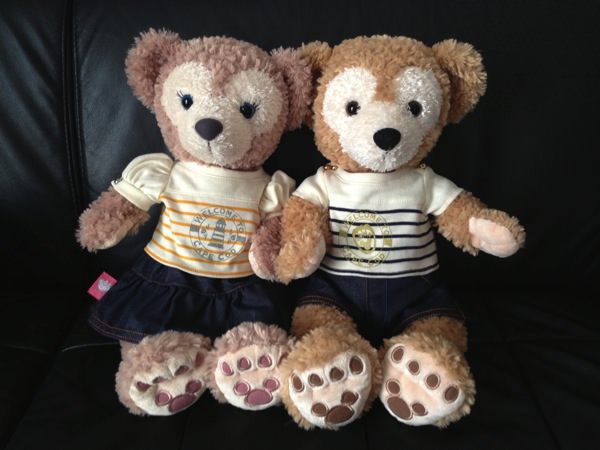 人気のダッフィーの30周年コスチューム&ライトペンダント&サングラス！ -