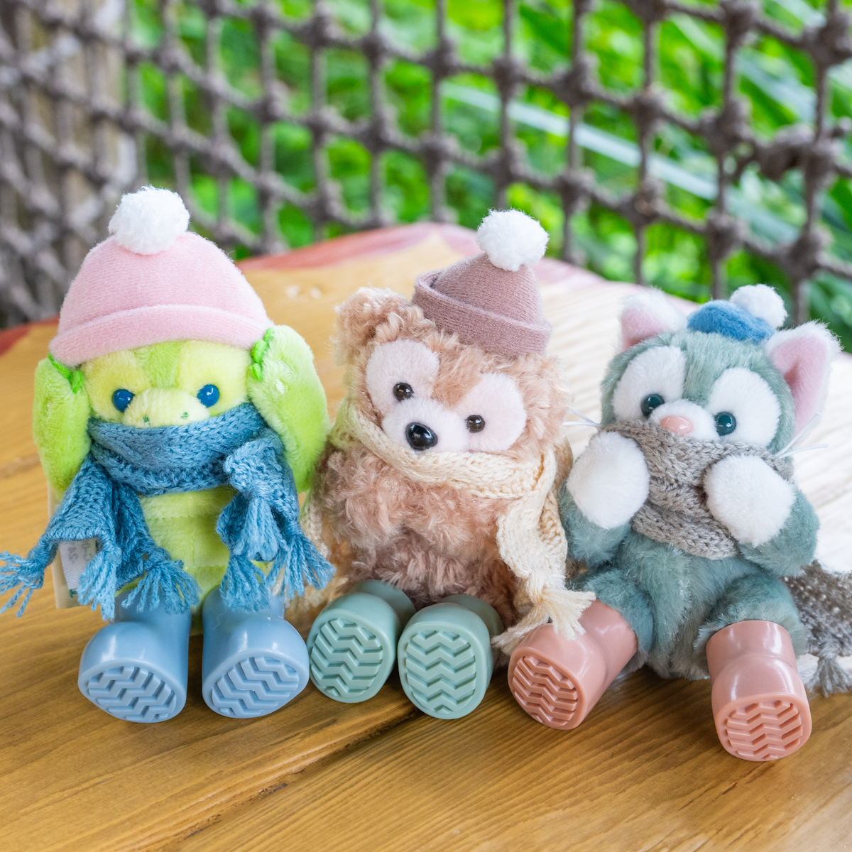 マフラーに顔をうずめる姿がかわいい！東京ディズニーシー“ダッフィー