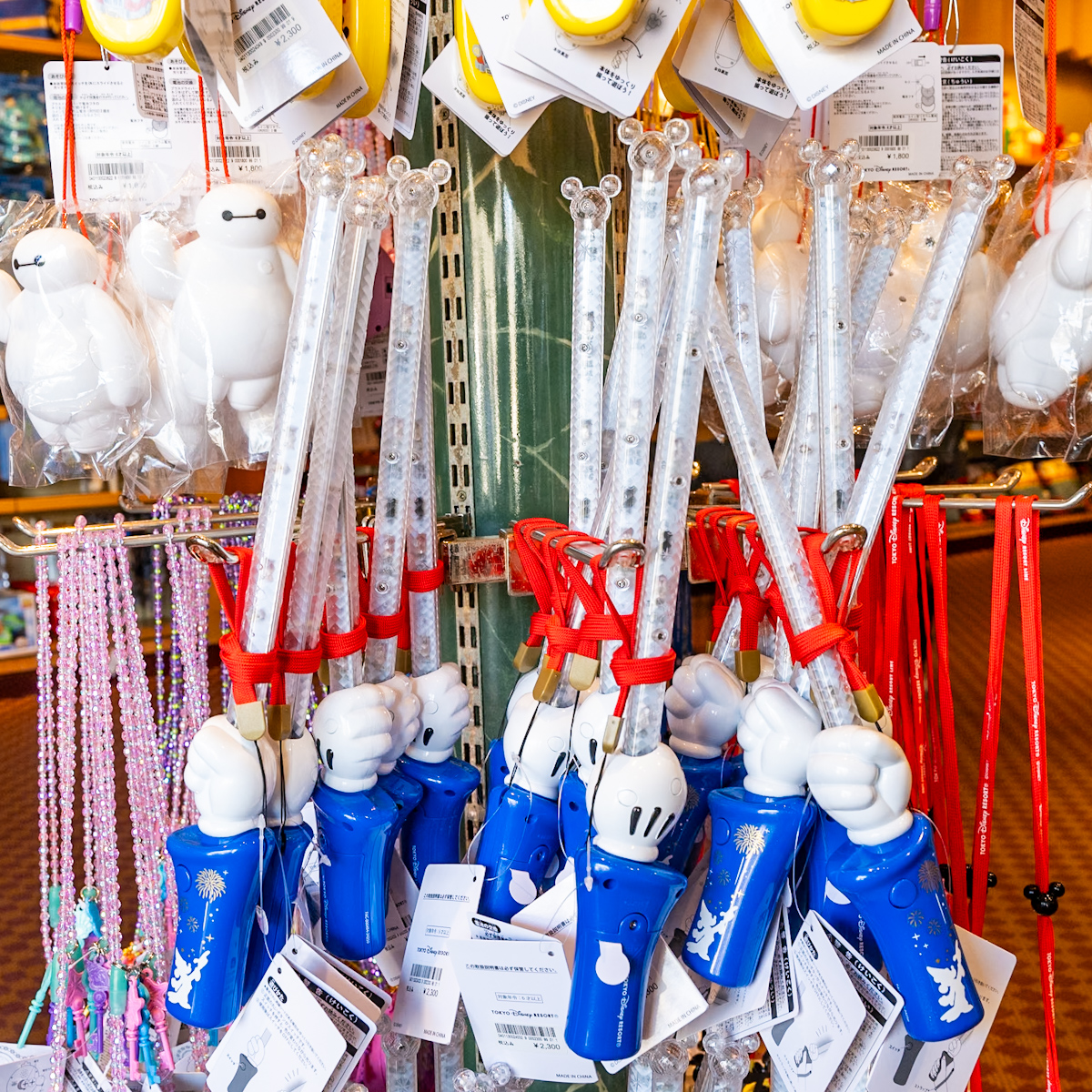 ファンタジア』モチーフ！東京ディズニーランド ミッキーマウス光る