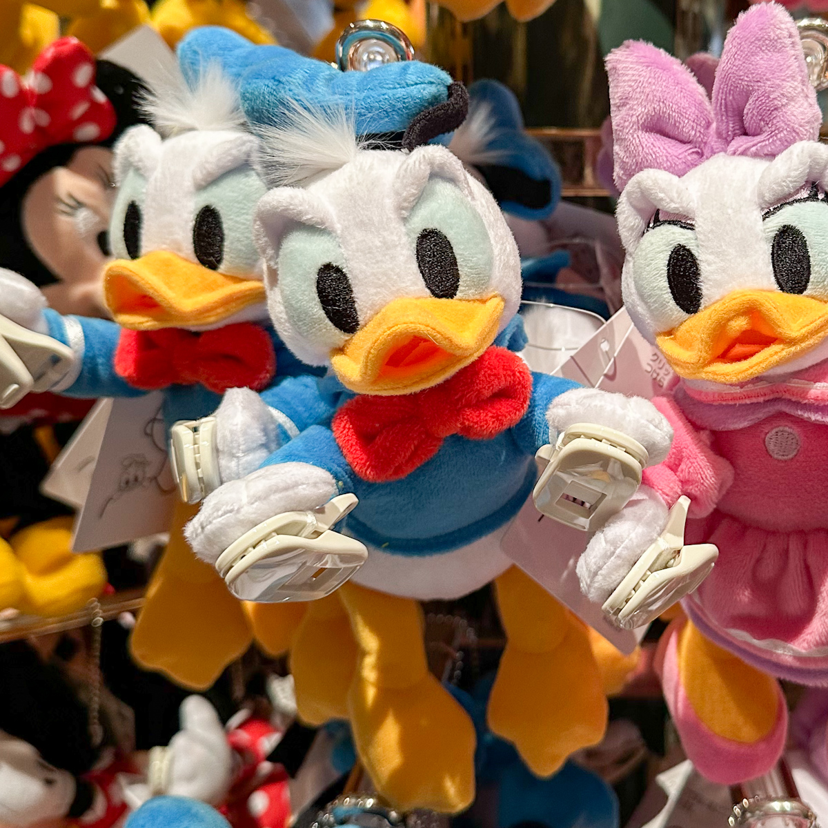 ミッキー＆フレンズ登場！東京ディズニーランド 肩のせぬいぐるみ -