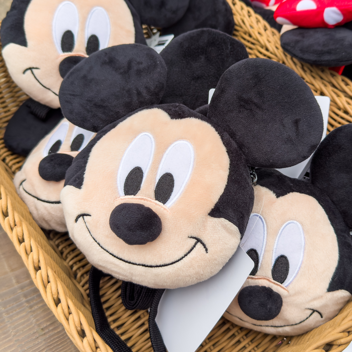 ミッキーのお顔デザイン！東京ディズニーリゾート ショルダーバッグ -