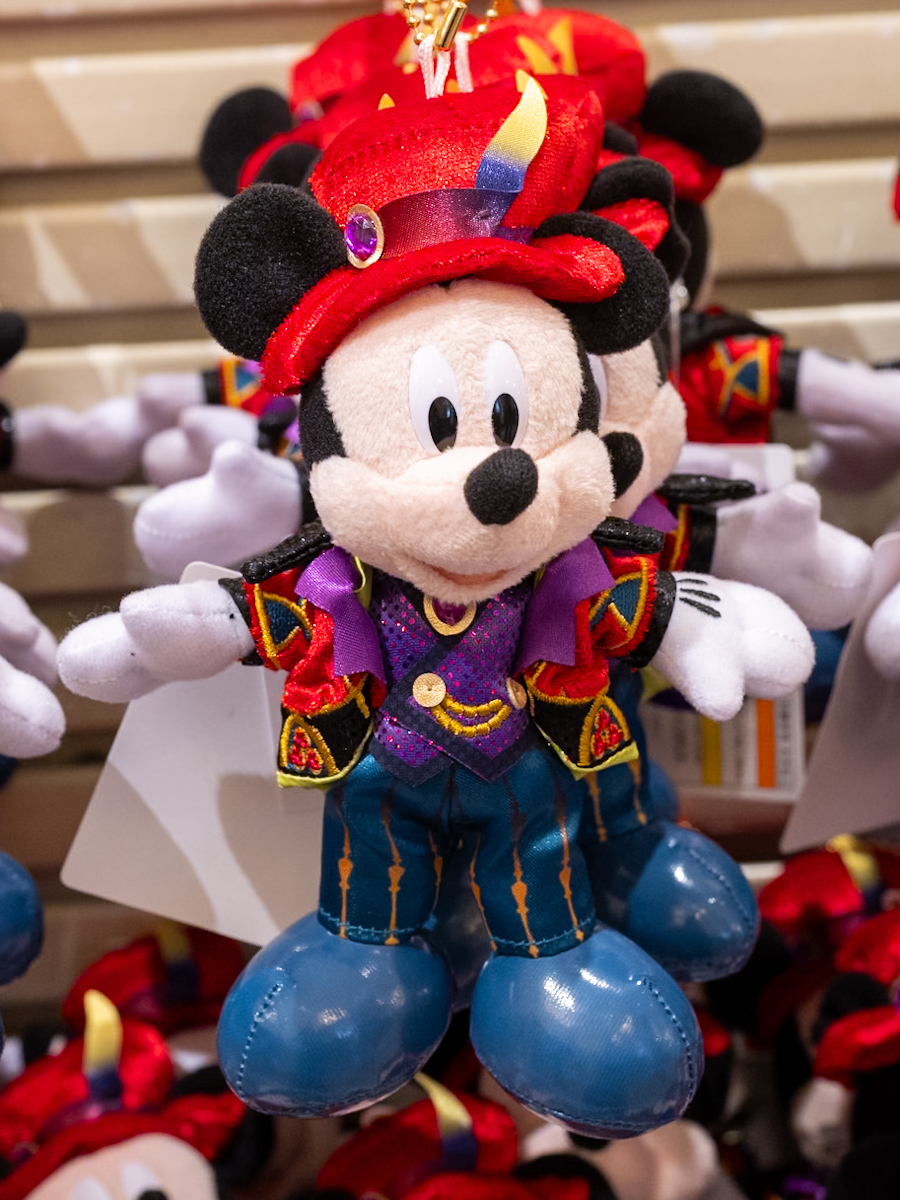 ザ・ヴィランズ・ハロウィーン“Into the Frenzy”」コスチュームの