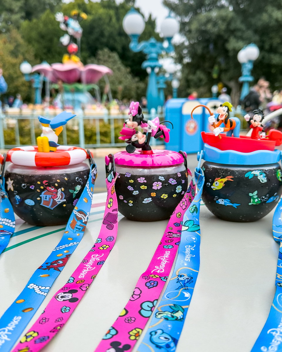 ミッキーたちのフィギュアがかわいい！カリフォルニア