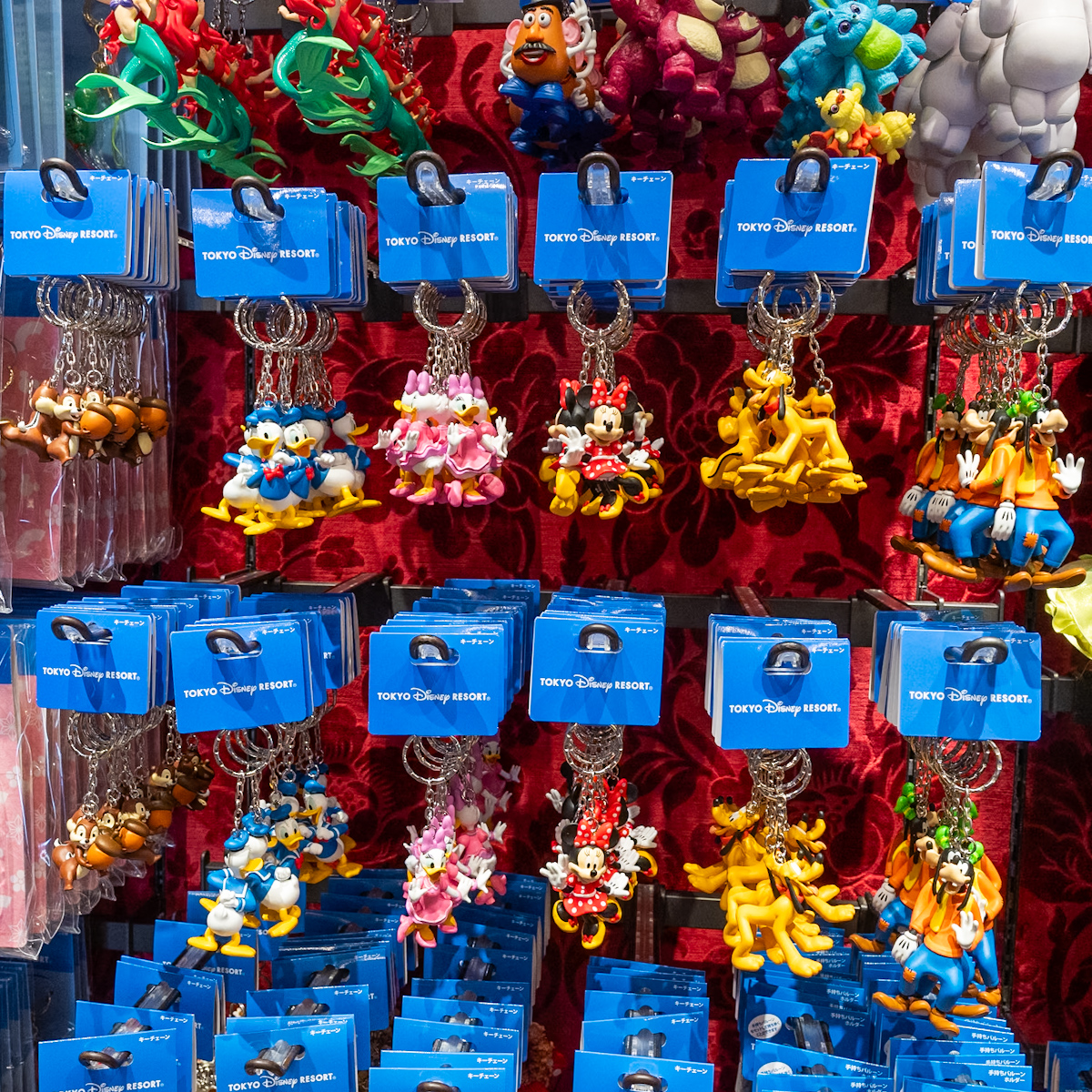 そろえたくなるかわいさ！東京ディズニーリゾート「ミッキー&フレンズ