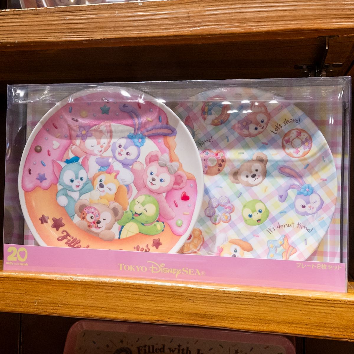 カラフルなドーナツデザイン！東京ディズニーシー「ダッフィー