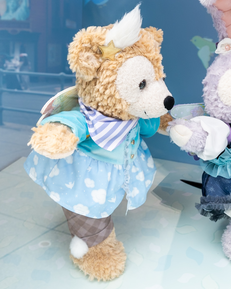 鳥のダンスコスチュームを着たステラ・ルーたち！東京ディズニーシー