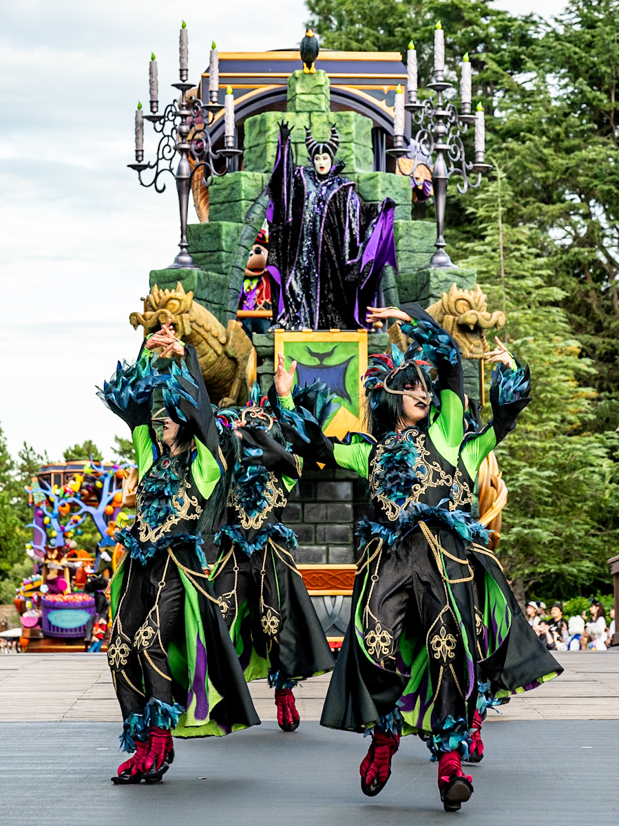 ダンサーコスチュームをイメージしたリングも！東京ディズニーランド