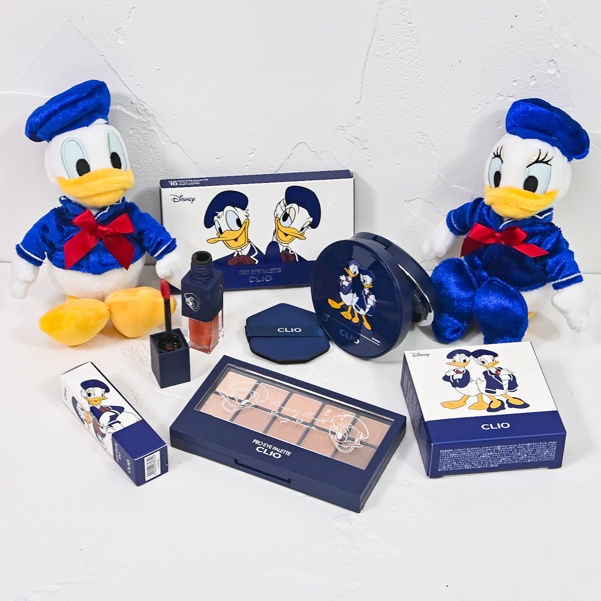 おそろコーデのドナルド＆デイジーデザイン！ディズニーストア