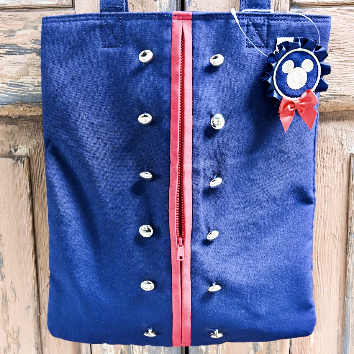 ノーチラスギフトのキャストコスチュームがバッグに！「東京ディズニー