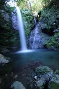 高知の滝めぐり26 轟の滝 有瀬】もう一つの轟の滝。こちらも迫力がある