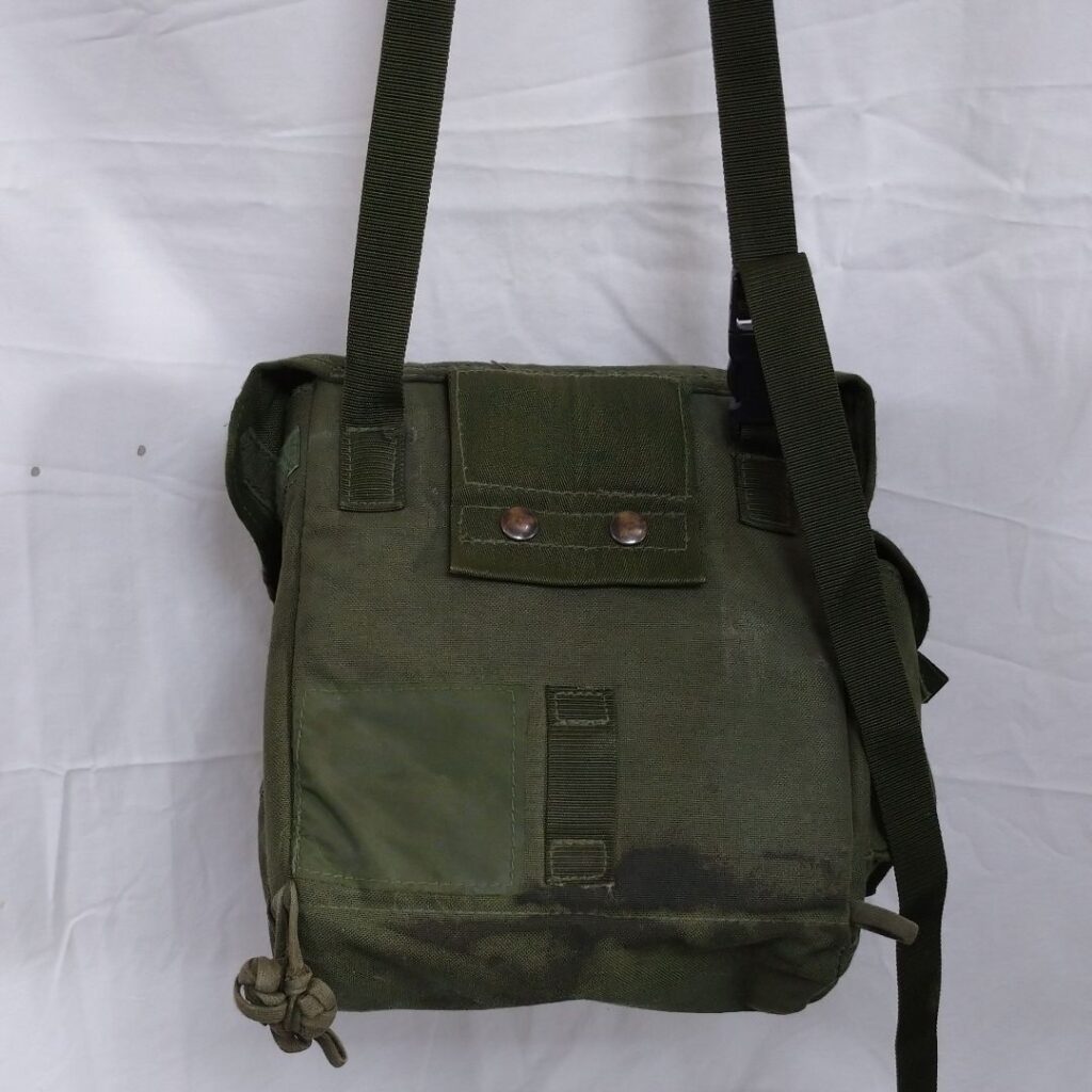 □ イギリス軍 ガスマスクバッグ をレビュー！ 【British Army GasMask