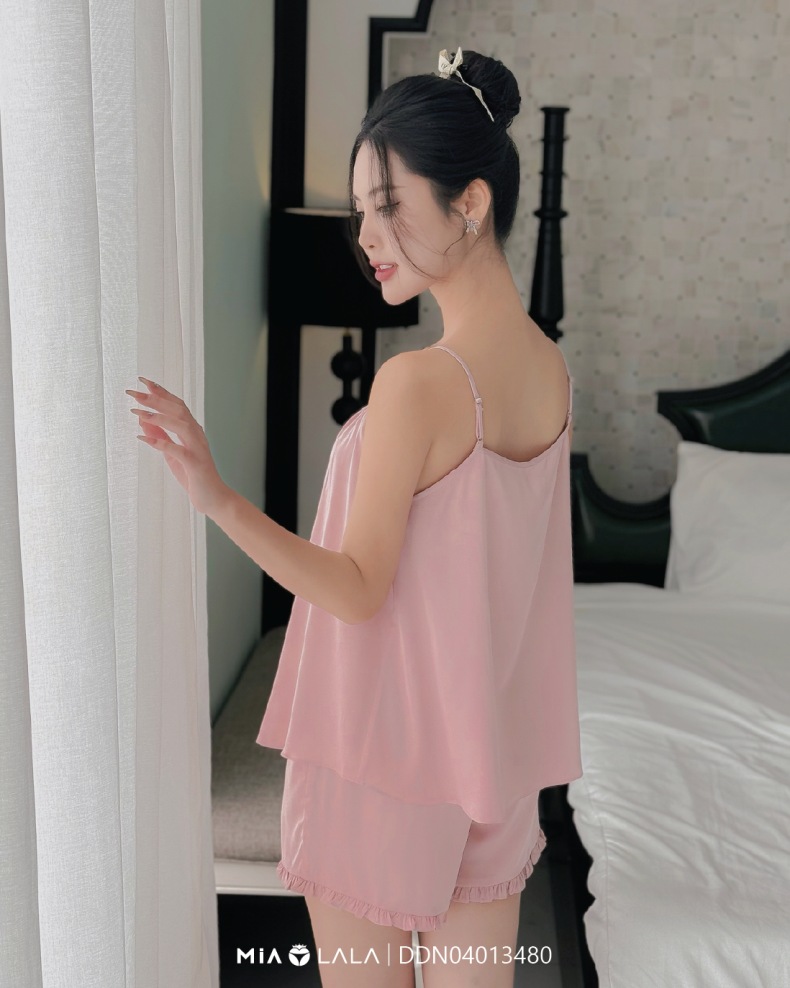 Bộ đồ ngủ lụa DDN04013480