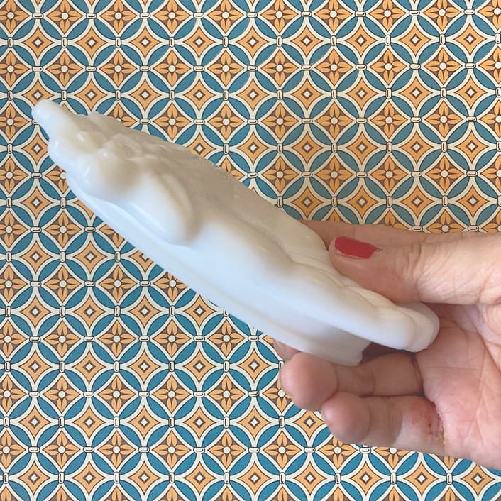 013『BIRD-IN-HAND』Avonミルクガラスハンドトレイ片手タイプ