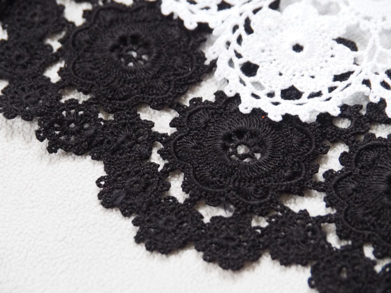 ポーランドの手仕事（その1） コニャクフ村の手編みレース