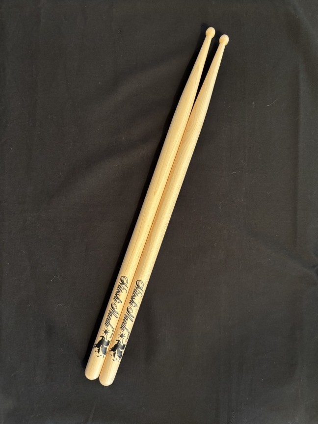 ドラム前田仁のポラリスオリジナルドラムスティック販売中💫 | 馬頭琴